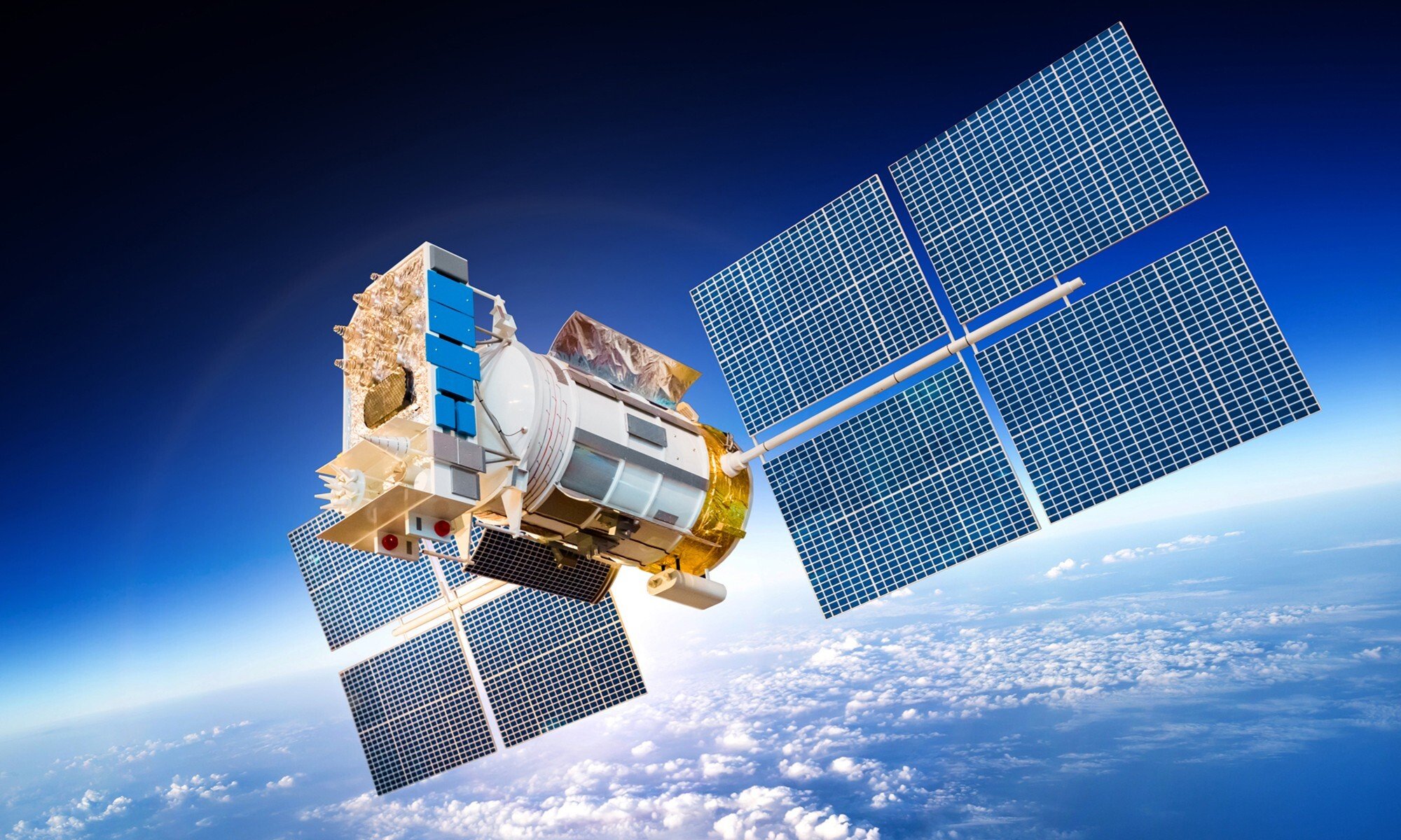 satellite_shutterstock_229816288-1 satellite_shutterstock_229816288-1